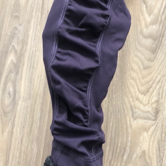lululemon Purple Pocket Leggings - Picture 5 of 6